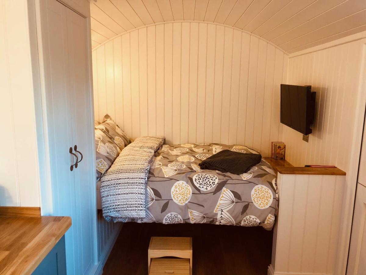 Somerleyton Meadows - The Hideaway Hut & Hot Tub Herringfleet Exteriör bild